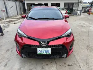 Toyota Corolla 2017 Red