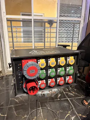 12 Channels Power Distribution Box