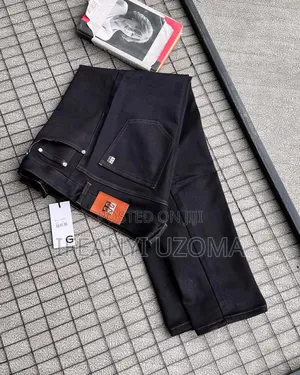 Quality Plain Straight Men Jeans