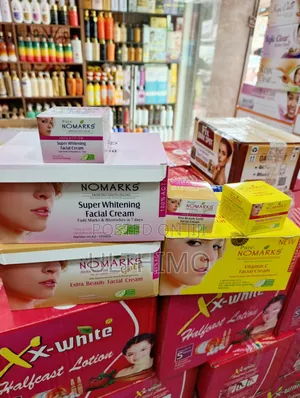 Pure Nomarks Super Brightening Facial Cream - 30g