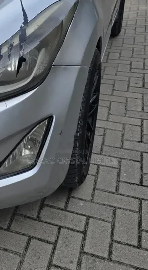 Hyundai Elantra 2014 Silver