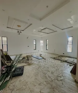 5bdrm Duplex in Magodo Phase 1 for sale