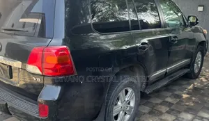 Toyota Land Cruiser 2015 Black