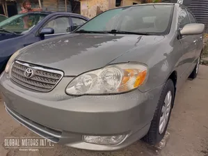 Toyota Corolla Le 2004.