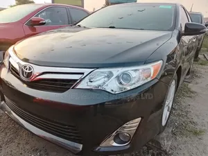 Toyota Camry Xle V4 Engine Keyless Entry 2013. 2014.