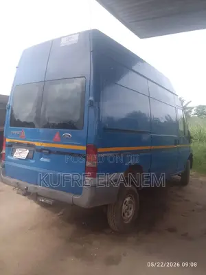 Ford Transit 2004 Blue