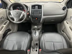 Nissan Versa 1.6 SL 4dr Sedan (1.6L 4cyl CVT) 2015 Blue