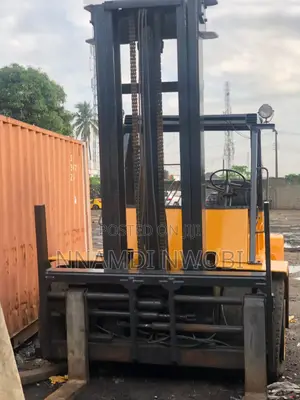 10 Tons Caterpillar Forklift V200c
