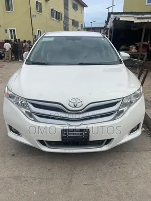 Toyota Venza LE 2015 White