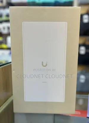 Ubiquiti U6 Mesh Pro