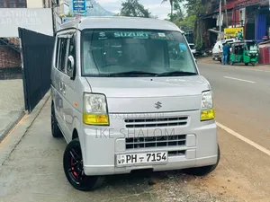 Suzuki Every 2012 White