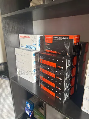 Nitrile Gloves