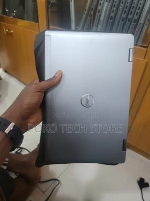 Laptop Dell Latitude 7320 16GB Intel Core i7 SSD 512GB