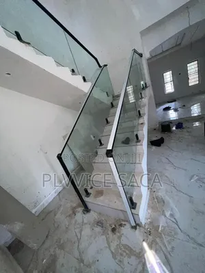 Plain Glass Handrail