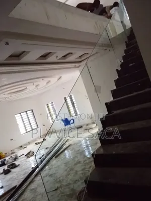 Plain Glass Handrail