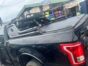 Rolling Boot Cover With Iron Bar 4 ×4 for Ford F-150!? +478