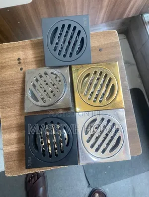 10*10cm Çompoud Floor Dràiñ