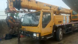 XCMG Mobile Crane 25 Tons