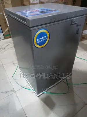 Midea Cooling Appliance With Wide Voltage Support