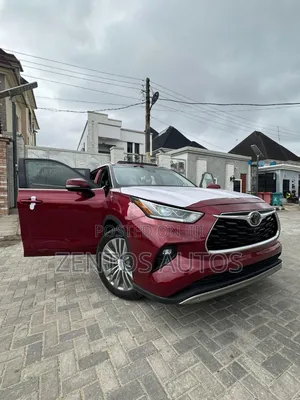 Toyota Highlander Platinum 2021 Red