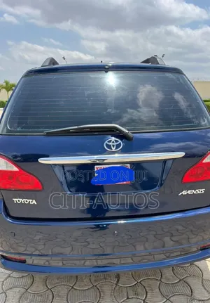 Toyota Avensis Verso 2007 Blue