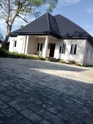 4bdrm Bungalow in Awoyaya for rent