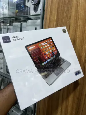 Magic Keyboard Case for iPad Pro 13” M4 (2024)