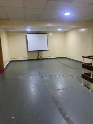 Office Space Measuring 100sqm