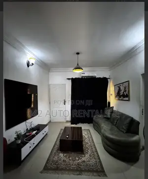 1 Bedroom Apartment in Wuye With a Balcony