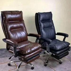 Executive Office Swivel Leather Chair.
