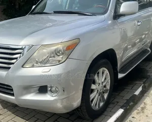 Lexus LX 570 2008 Silver