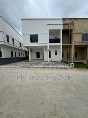 4bdrm Duplex in Apo District for rent