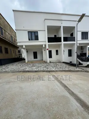 4bdrm Duplex in Apo District for rent