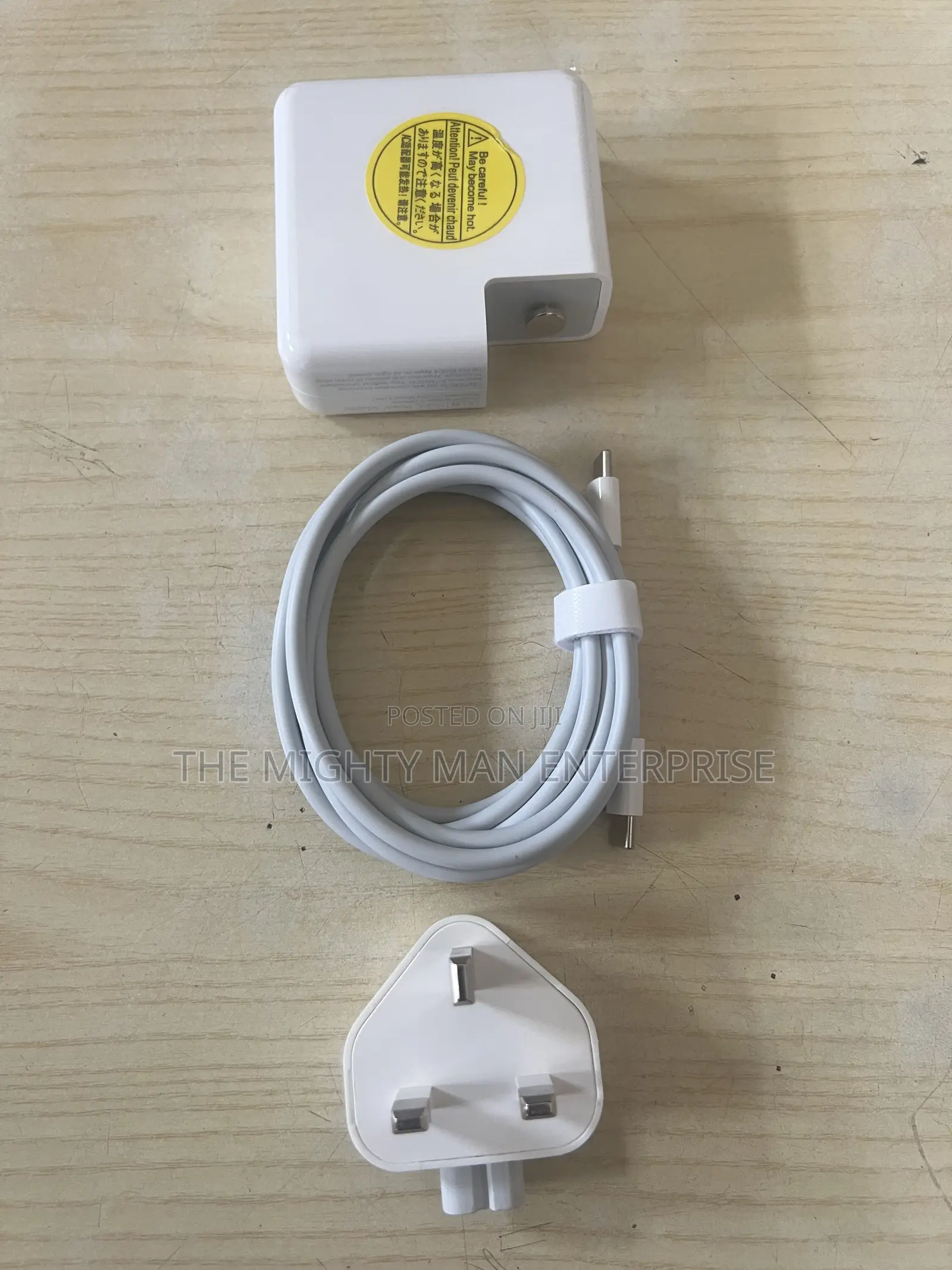 Macbook Charger Type C 61watts