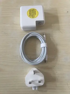 Macbook Charger Type C 61watts