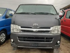 Toyota HiAce 2013 Grey