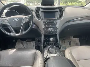 Hyundai Santa Fe SE AWD 2017 Black