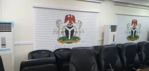 Branded Window Blinds for Businesses
Moq: 5pcs (Branding Service Only)