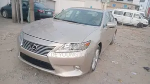 Lexus ES 350 FWD 2014 Gold