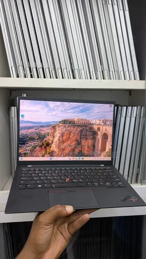 Laptop Lenovo ThinkPad X1 Carbon 32GB Intel Core i7 SSD 512GB