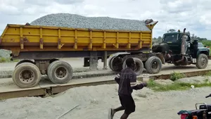 Complete 60 Tonnage of Granite