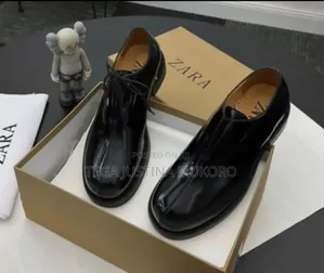 High Quality Zara Men's Glossy Leather Lace Up Flat Shoes