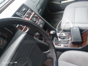 Mercedes-Benz C230 2000 Blue