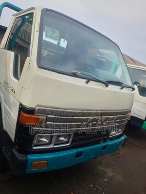 Toyota Dyna 200 With 2rz Engine