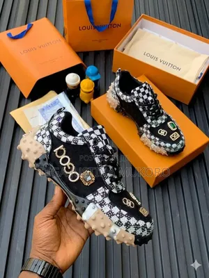 High Quality Louis Vuitton Ladies Sneakers
