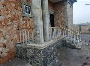 Crystal Handrail Gold Top Pipe