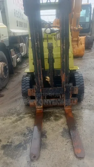 Forklift Foreign Used