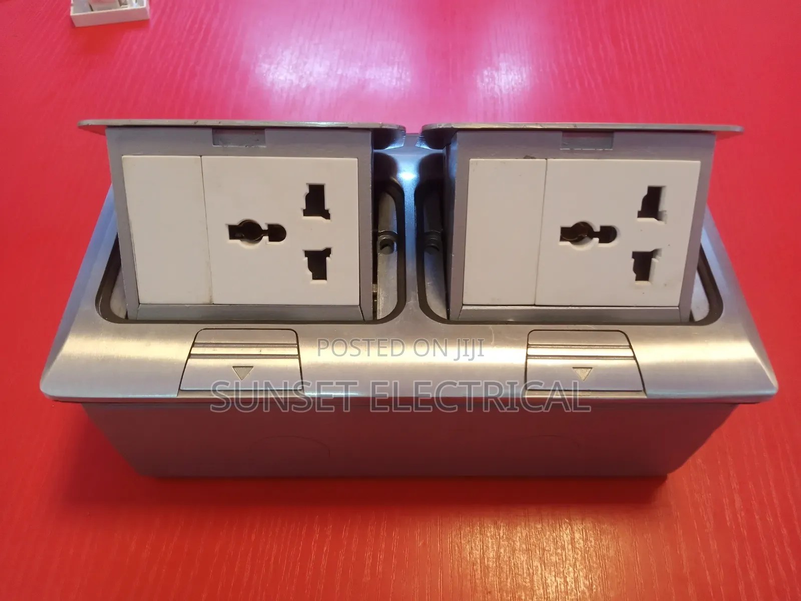 Floor Socket