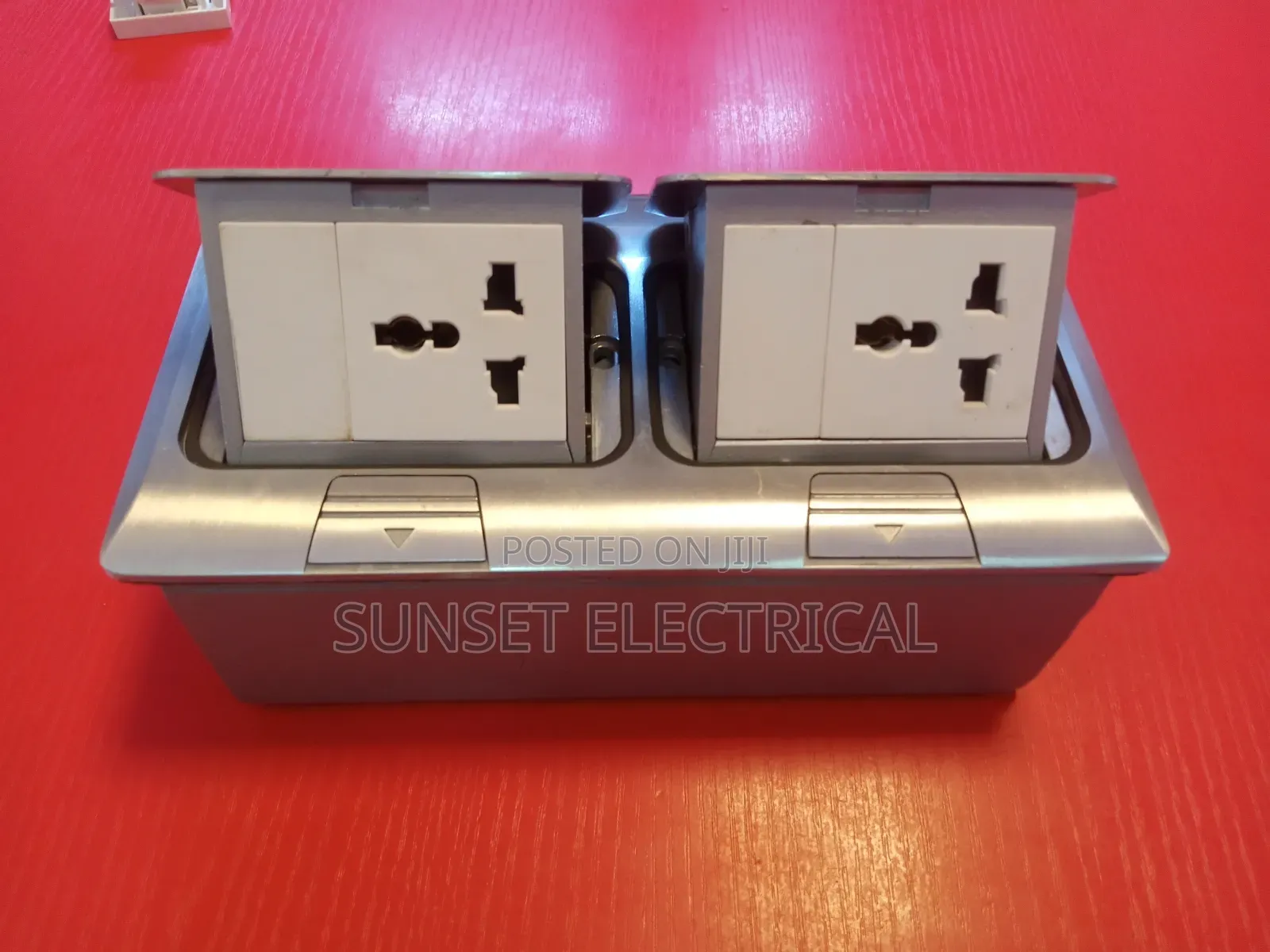 Floor Socket