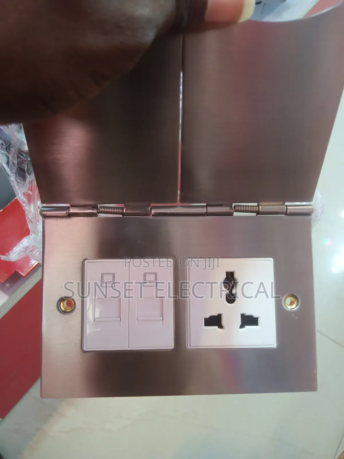 Floor Socket With 2 Data Pot